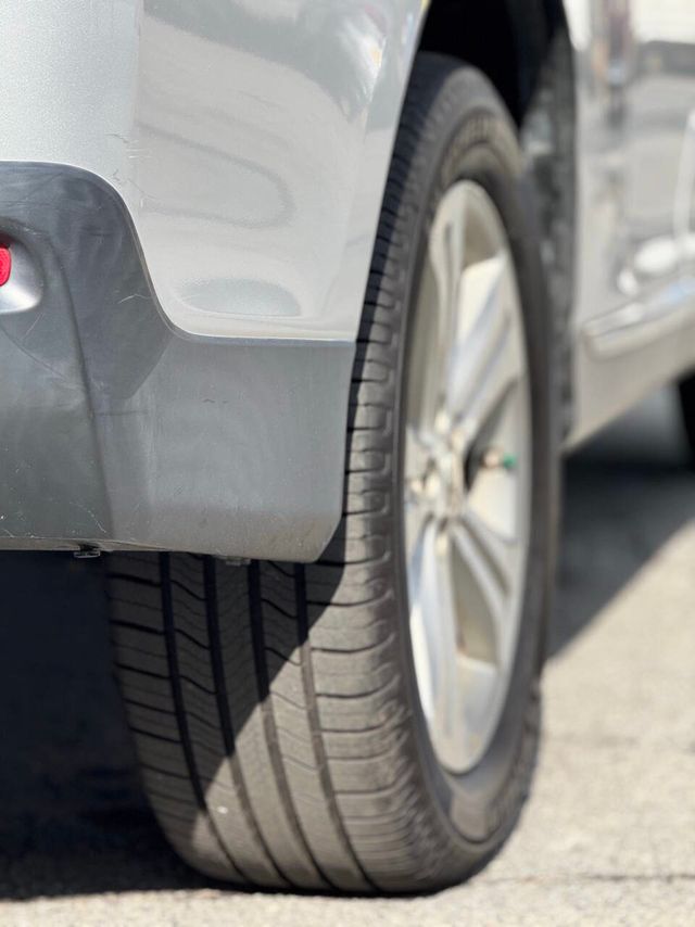 2012 Toyota Highlander Limited AWD 4dr SUV - 22965018 - 7