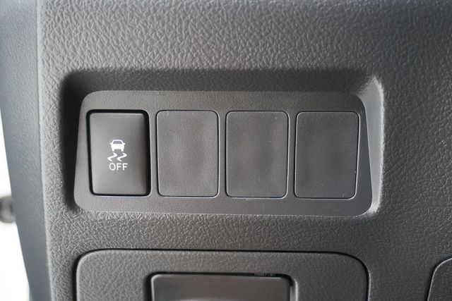 2012 Toyota Matrix 5dr Wagon Automatic S FWD - 22983424 - 17