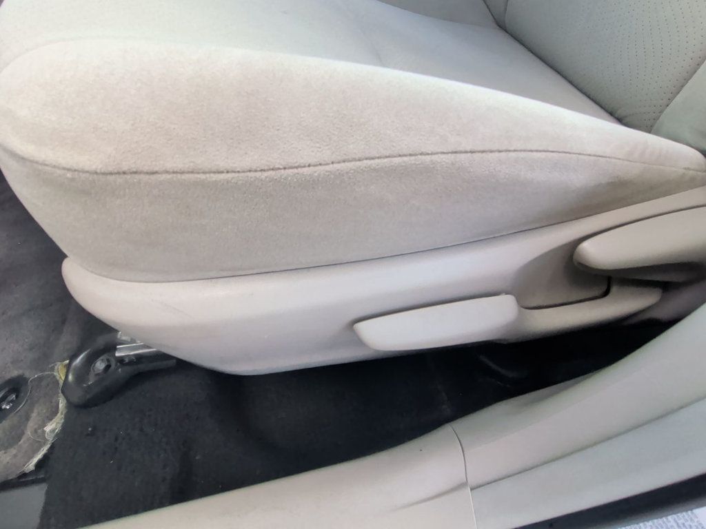 Toyota Prius  photo 13