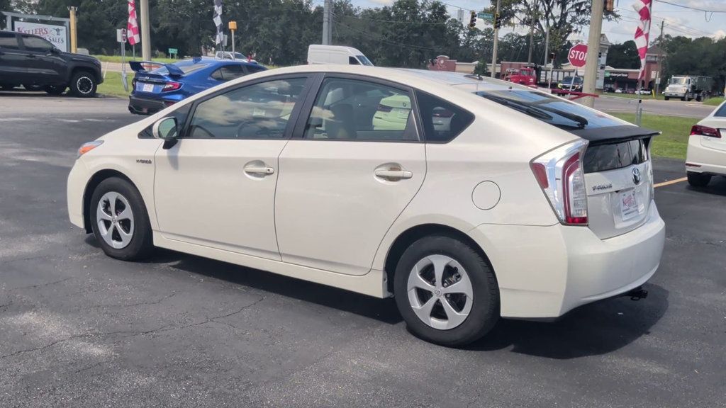Toyota Prius  photo 6
