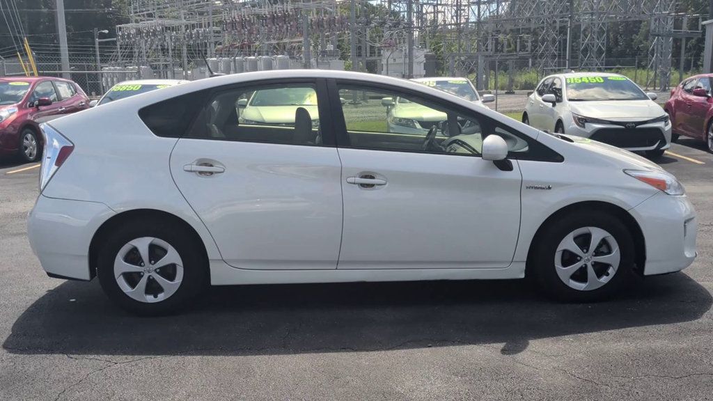Toyota Prius  photo 9