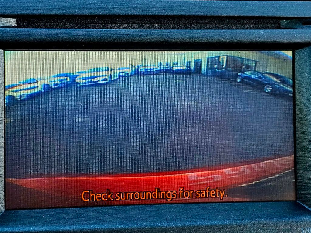 2012 Toyota Prius 5dr Hatchback Four - 22990091 - 3