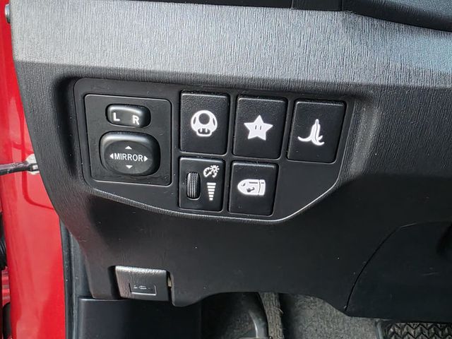 2012 Toyota Prius Base Trim - 22976350 - 19