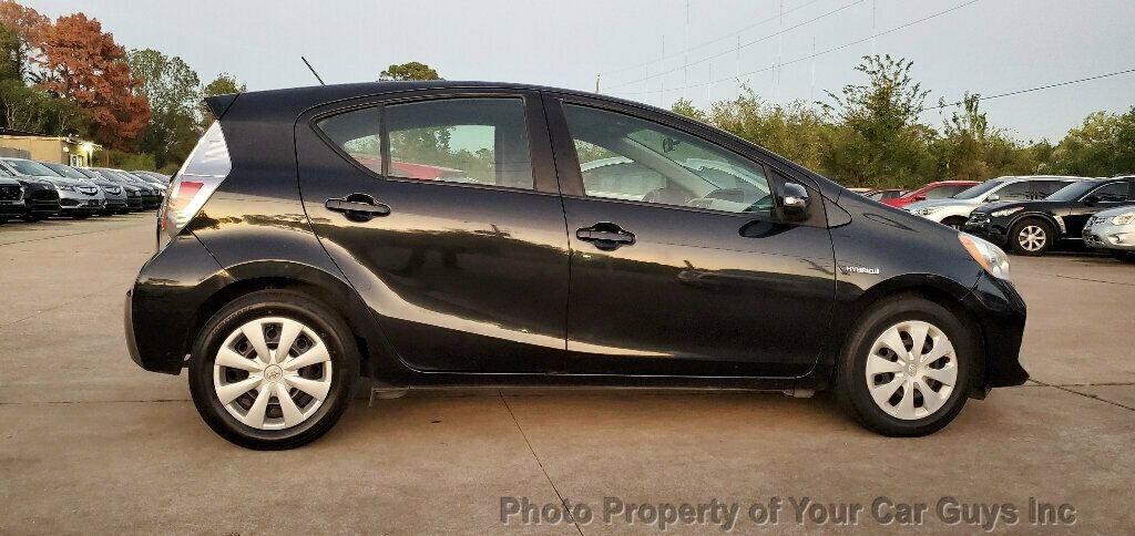 2012 Toyota Prius c 5dr Hatchback Two - 22667427 - 11