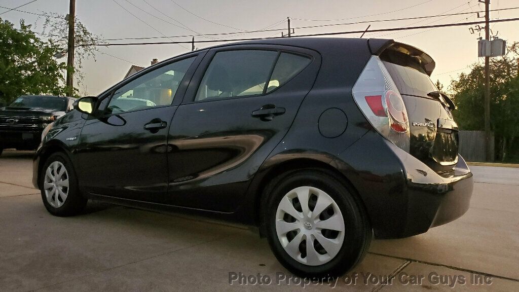 2012 Toyota Prius c 5dr Hatchback Two - 22667427 - 19