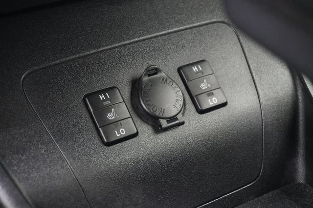 2012 Toyota Prius Plug-In  - 22987059 - 20