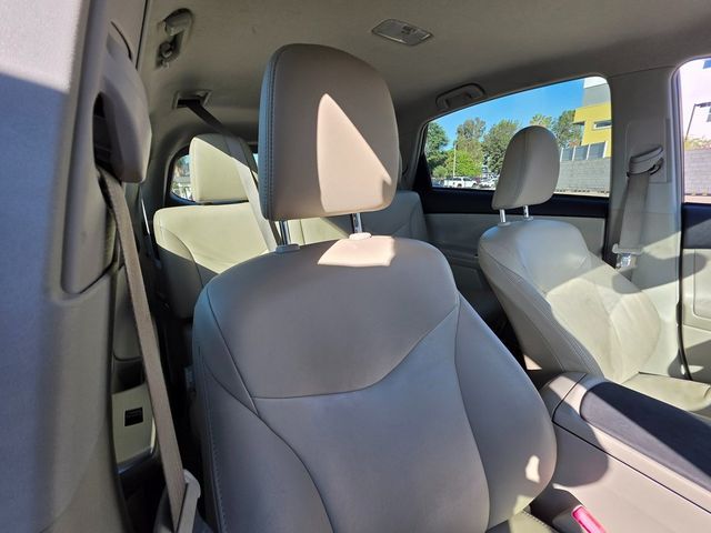 2012 Toyota Prius v  - 22943655 - 10