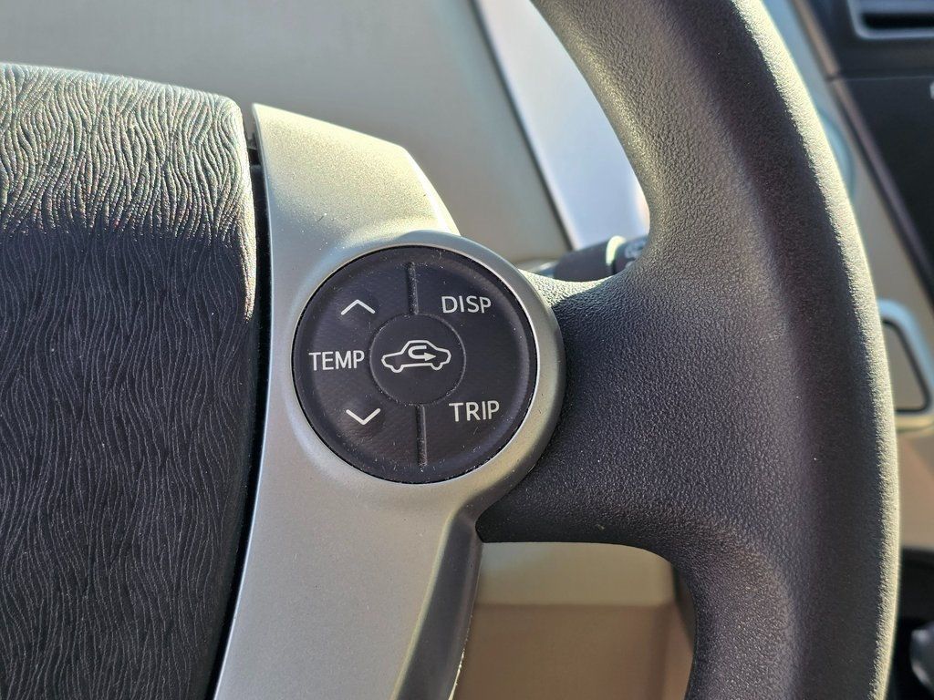 2012 Toyota Prius v  - 22943655 - 25