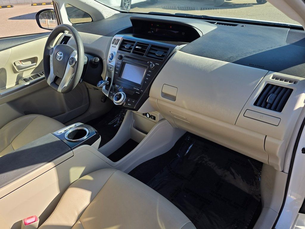 2012 Toyota Prius v  - 22943655 - 8