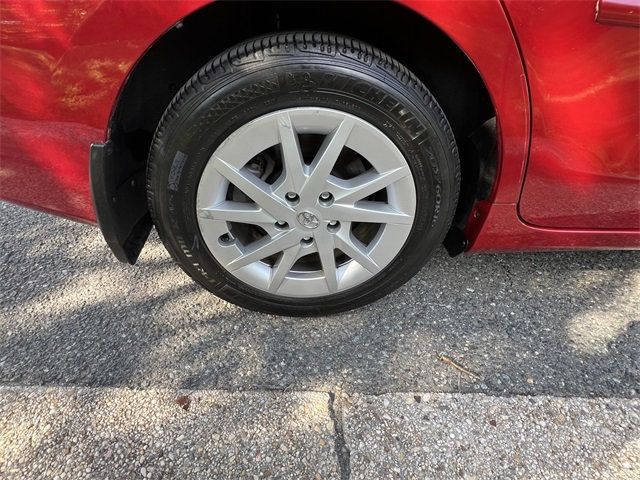2012 Toyota Prius V Five photo 15