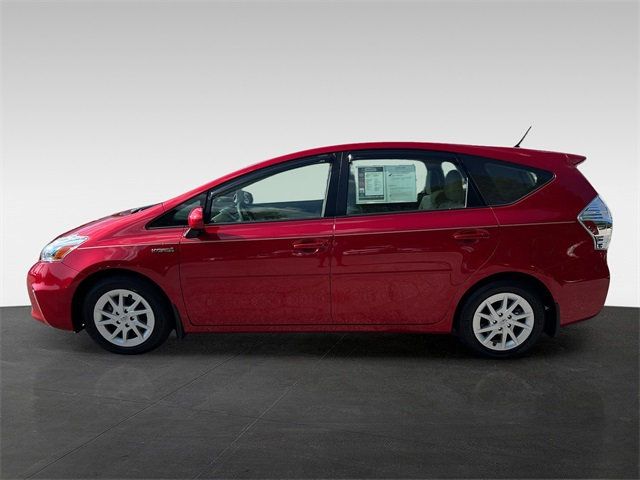 2012 Toyota Prius V Five photo 2