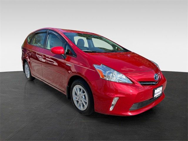 2012 Toyota Prius V Five photo 7
