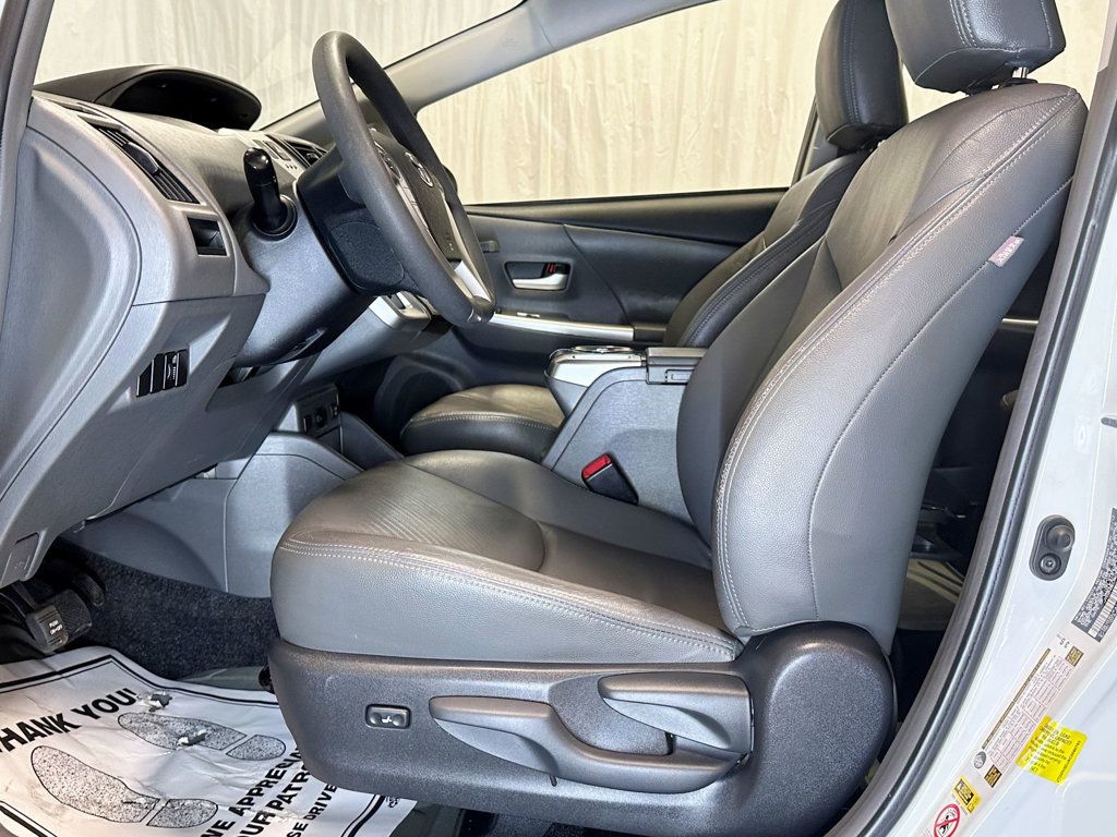 2012 Toyota Prius v 5dr Wagon Three - 23091488 - 16