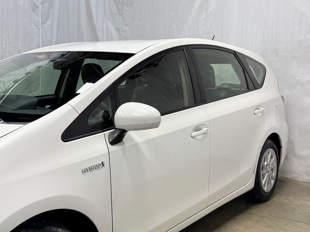 2012 Toyota Prius v 5dr Wagon Three - 23091488 - 2