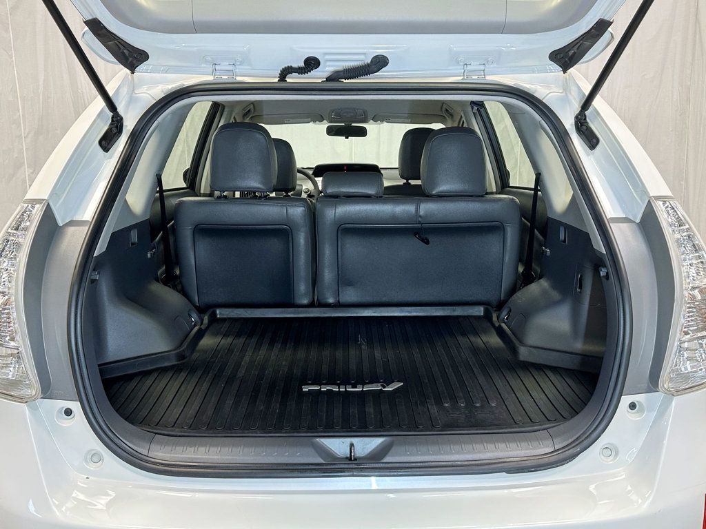 2012 Toyota Prius v 5dr Wagon Three - 23091488 - 36