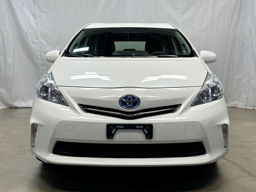 2012 Toyota Prius v 5dr Wagon Three - 23091488 - 4