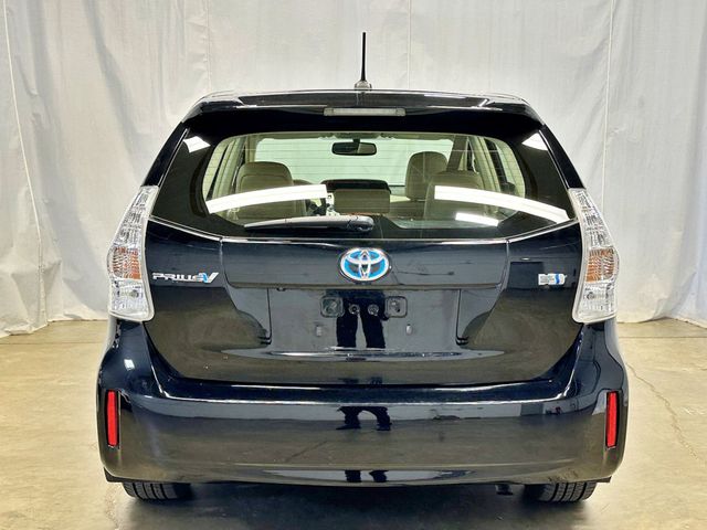 2012 Toyota Prius v 5dr Wagon Two - 23033228 - 9