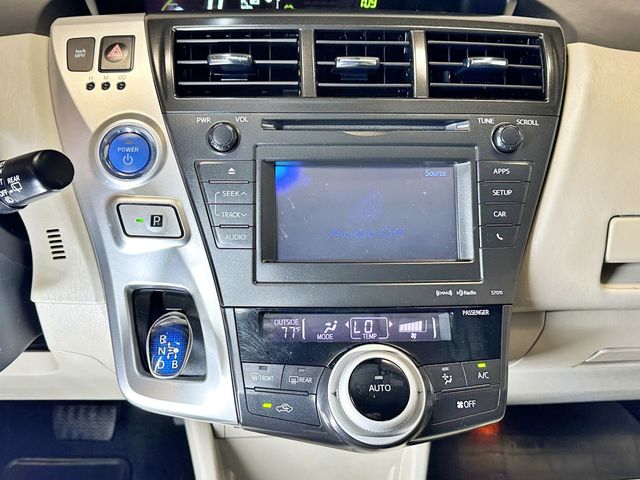 2012 Toyota Prius v 5dr Wagon Two - 23033228 - 20