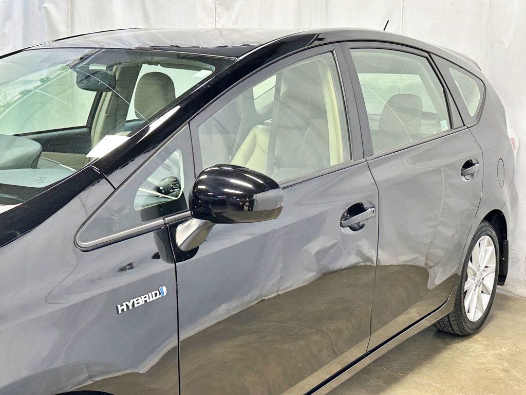 2012 Toyota Prius v 5dr Wagon Two - 23033228 - 2