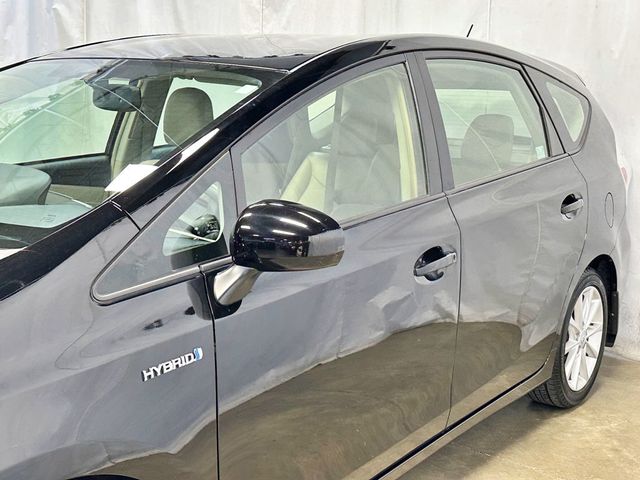 2012 Toyota Prius v 5dr Wagon Two - 23033228 - 2