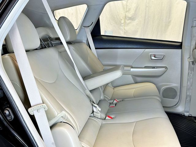 2012 Toyota Prius v 5dr Wagon Two - 23033228 - 31