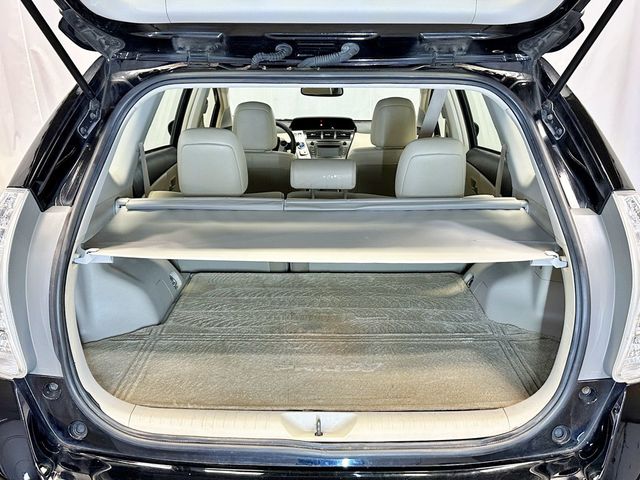 2012 Toyota Prius v 5dr Wagon Two - 23033228 - 32