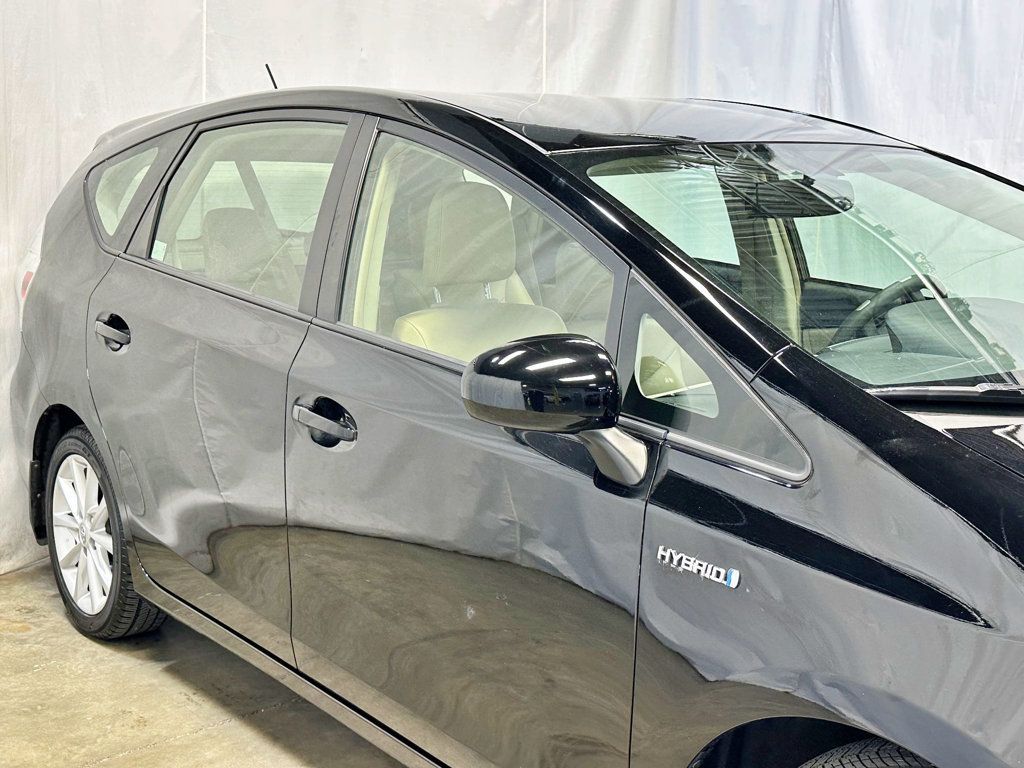 2012 Toyota Prius v 5dr Wagon Two - 23033228 - 3