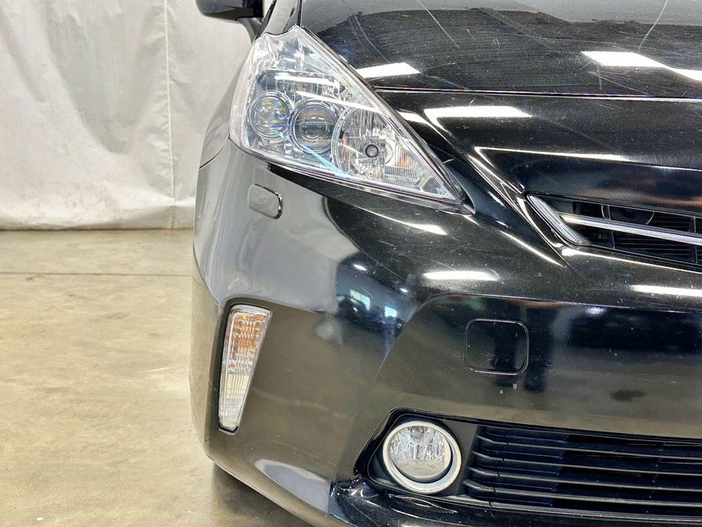2012 Toyota Prius v 5dr Wagon Two - 23033228 - 5