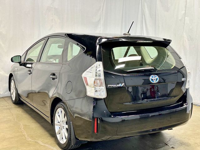 2012 Toyota Prius v 5dr Wagon Two - 23033228 - 8
