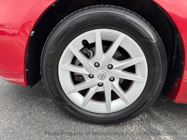 2012 Toyota Prius V V - 22966344 - 11