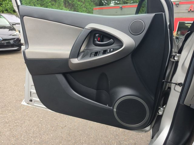 2012 Toyota RAV4 4WD 4dr I4 - 23023354 - 16