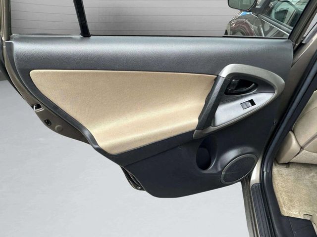 2012 Toyota RAV4 4WD 4dr I4 - 22946463 - 19