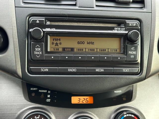 2012 Toyota RAV4 4WD 4dr I4 - 22946463 - 37