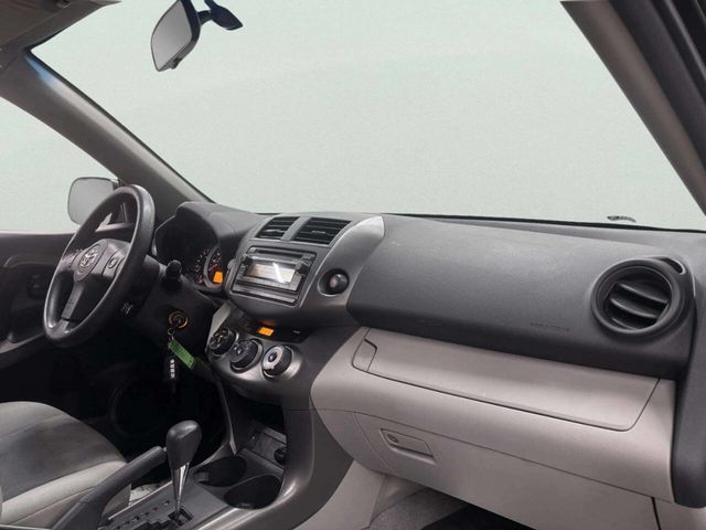 2012 Toyota RAV4 4WD 4dr I4 - 22985765 - 18