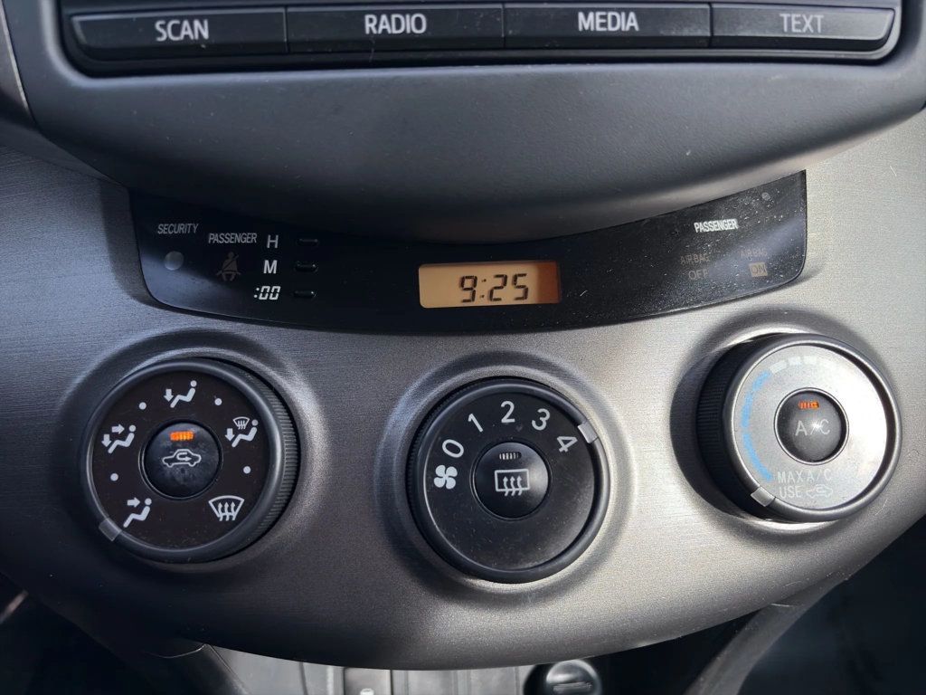 2012 Toyota RAV4 4WD 4dr I4 Sport - 23042713 - 13