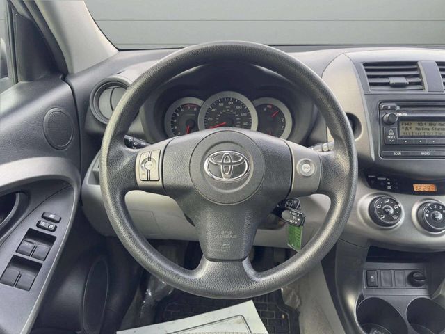 2012 Toyota RAV4 4WD 4dr V6 - 22945279 - 34