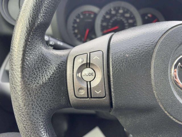 2012 Toyota RAV4 4WD 4dr V6 - 22945279 - 35