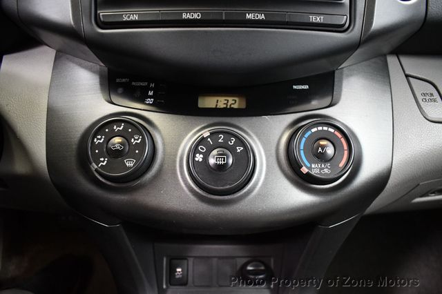 2012 Toyota RAV4 FWD 4dr I4 - 23073624 - 32