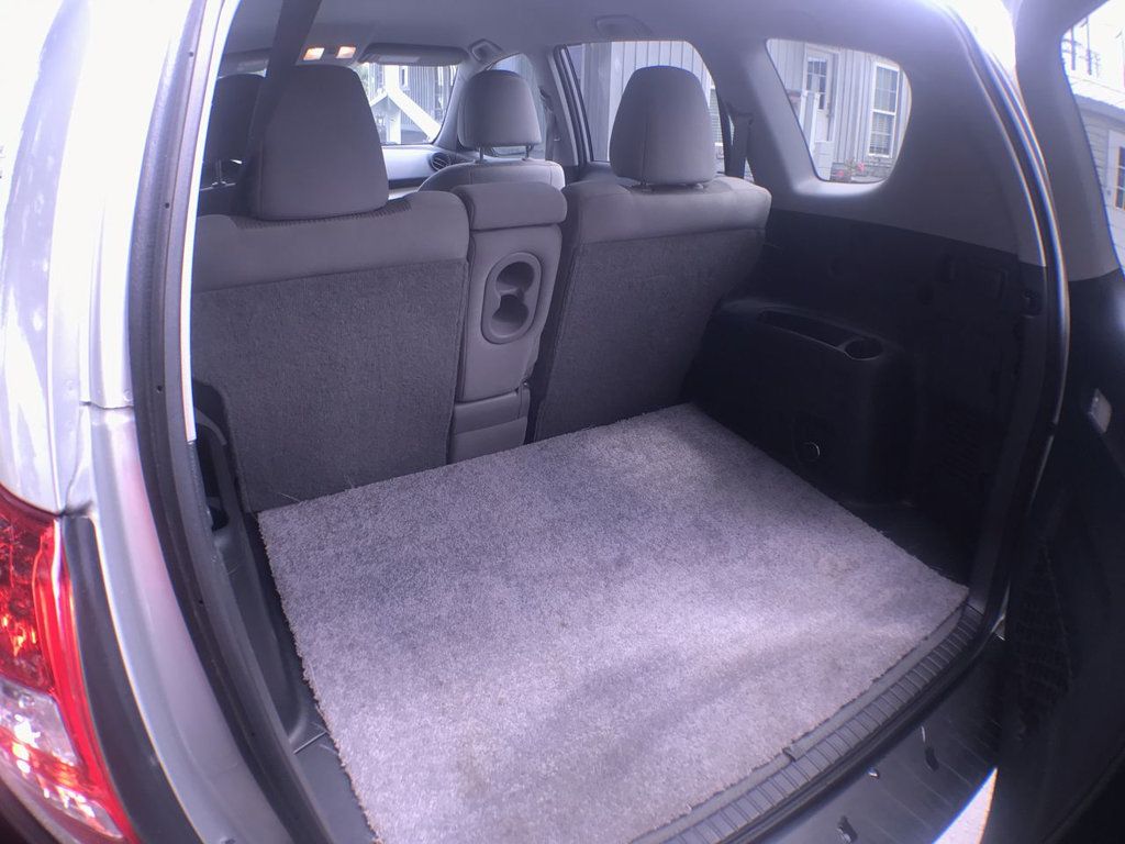 2012 Toyota RAV4 photo 19