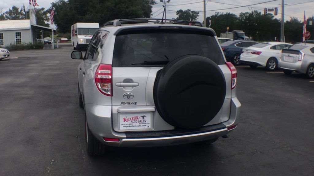2012 Toyota RAV4 photo 7