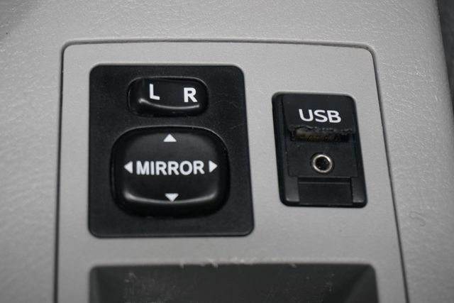 2012 Toyota RAV4 FWD 4dr I4 - 23033146 - 19