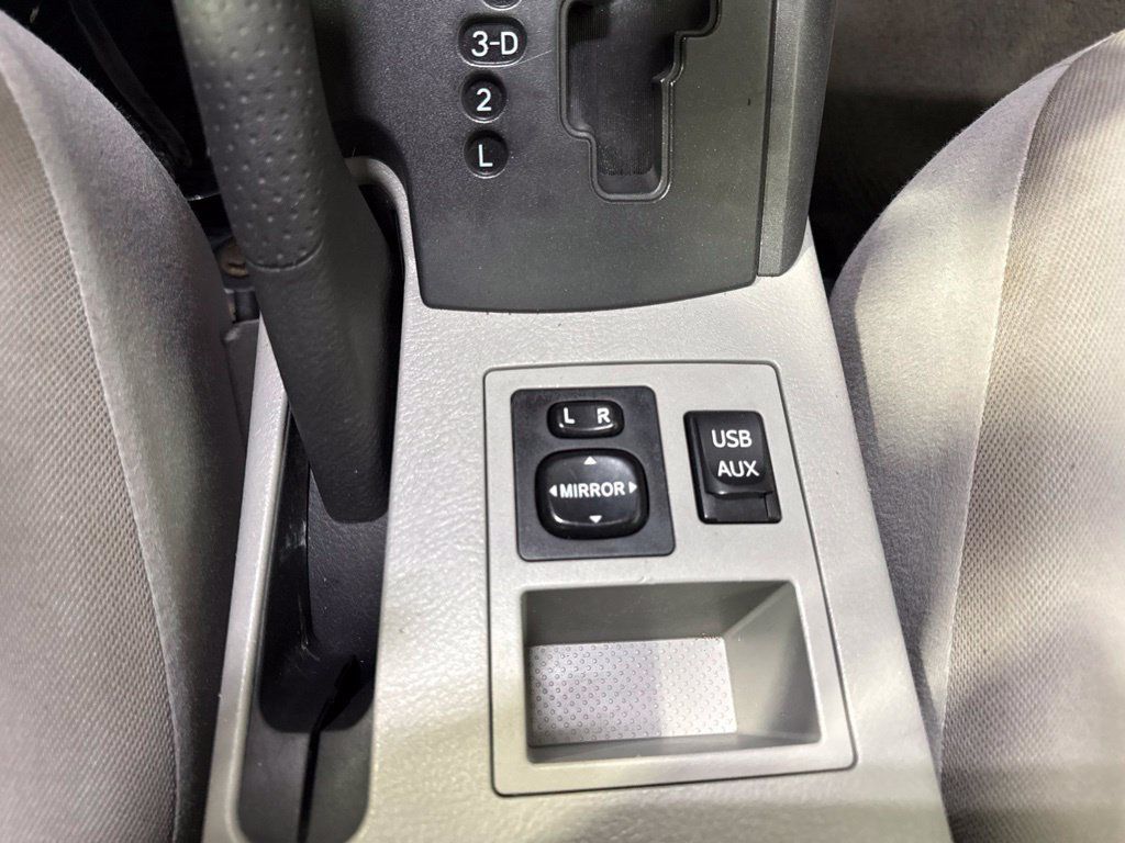 2012 Toyota RAV4 FWD 4dr I4 - 23075070 - 17