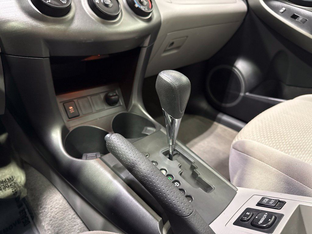 2012 Toyota RAV4 FWD 4dr I4 - 23075070 - 18