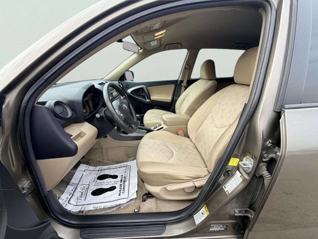 2012 Toyota RAV4 FWD 4dr I4 - 23008675 - 13