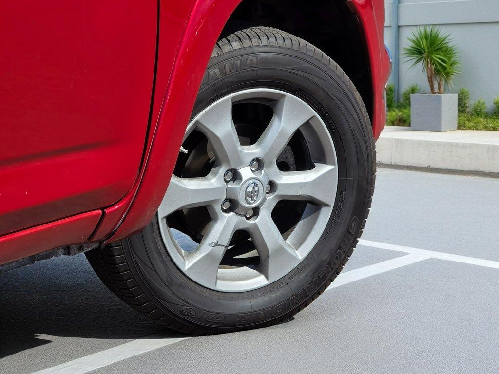 2012 Toyota RAV4 FWD 4dr I4 Limited - 22918492 - 6