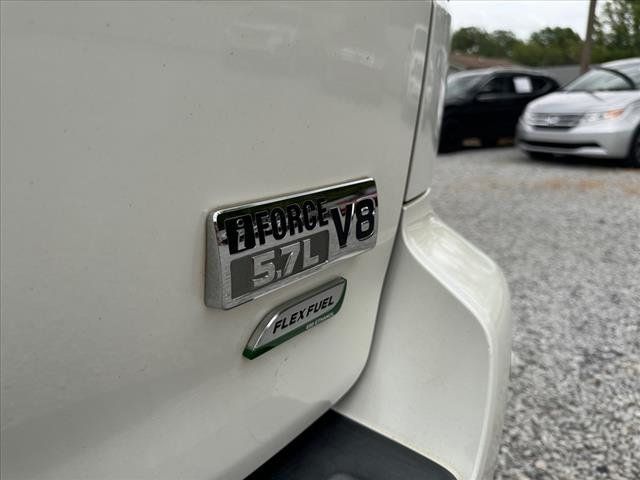 2012 Toyota Sequoia 4WD 5.7L FFV Platinum - 22412359 - 33