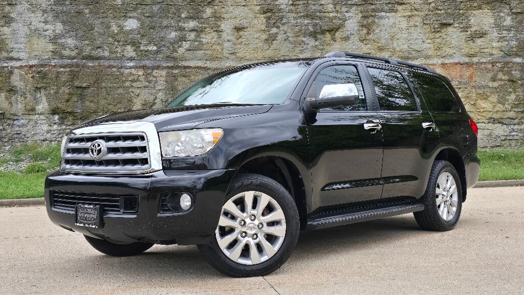 2012 Toyota Sequoia 4WD 5.7L FFV Platinum - 22595798 - 0