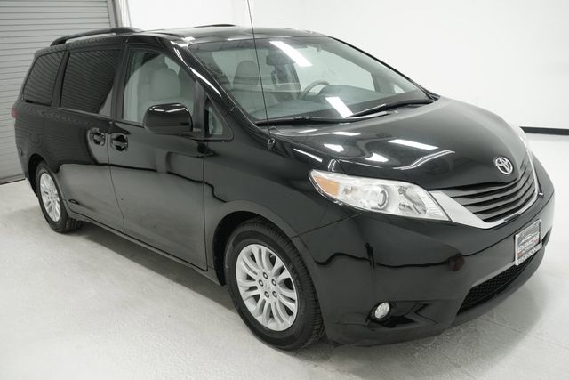 2012 Toyota Sienna  - 23024988 - 2