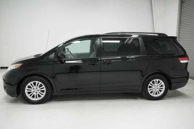 2012 Toyota Sienna  - 23024988 - 5