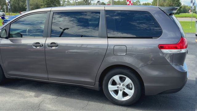 2012 Toyota Sienna 5dr 7-Passenger Van V6 FWD - 23066805 - 5